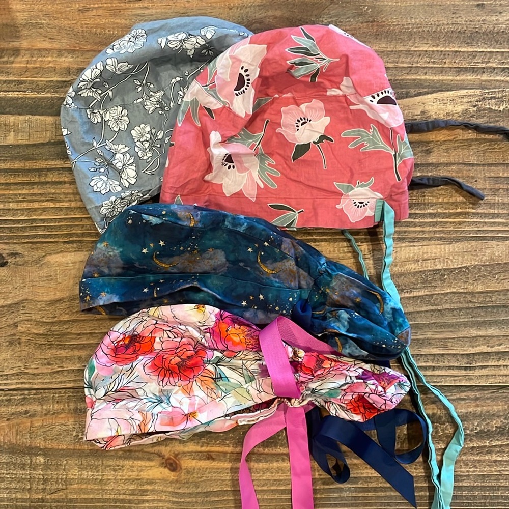 Scrub cap bundle